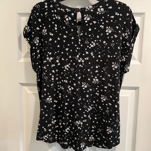 SO black and white print top - Picture 2 of 5